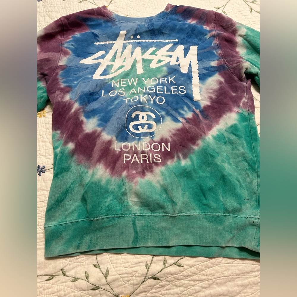 Stussy sweater